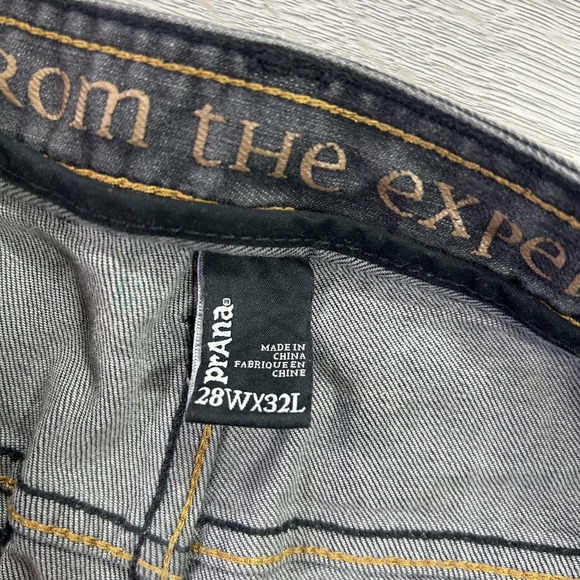 PrAna Jeans Mens 28x28 Gray Breathe Stretch Denim Straight Leg Casual Pants - Picture 8 of 16